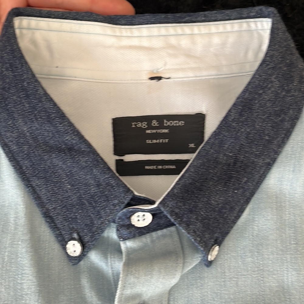 Rag and Bone men’s size XL button down.  Minimal use. Like new
